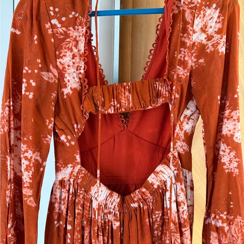 Striking Impression Orange Floral Print Tiered Midi Dress - Picture 6 of 9